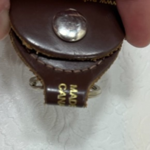 Guitar Shoppe Auburn, Alabama Brown Leather Keychain Guitar Pick Holder - Picture 3 of 6